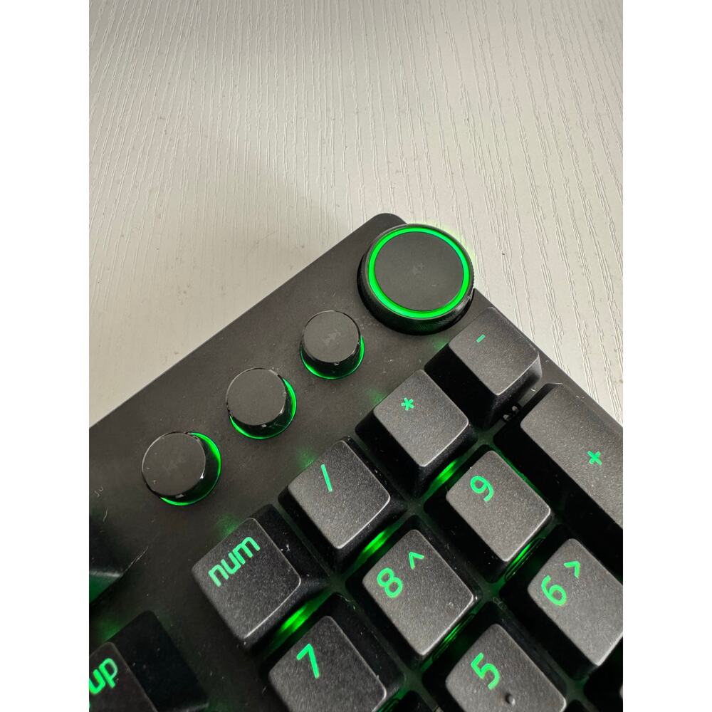 RGB Gaming Keyboard Razer Huntsman V2 Optical Clicky - Picture 3 of 7